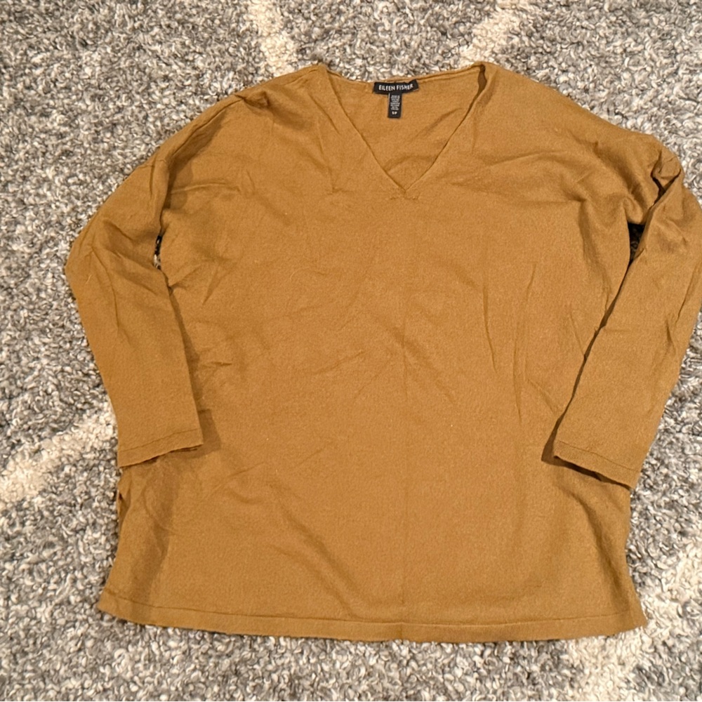 Eileen Fisher Tan V-Neck merino wool fall  Sweater
